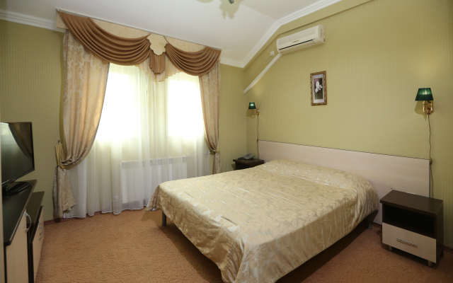 Grand Canyon Hotel