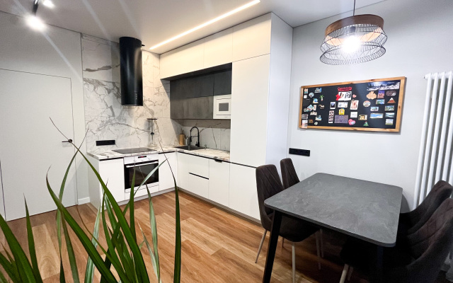 Na Krasnom 222/3 Apartments