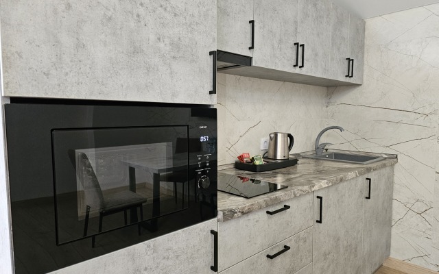 Flat S Basseynom Dvukhkomnatnaya