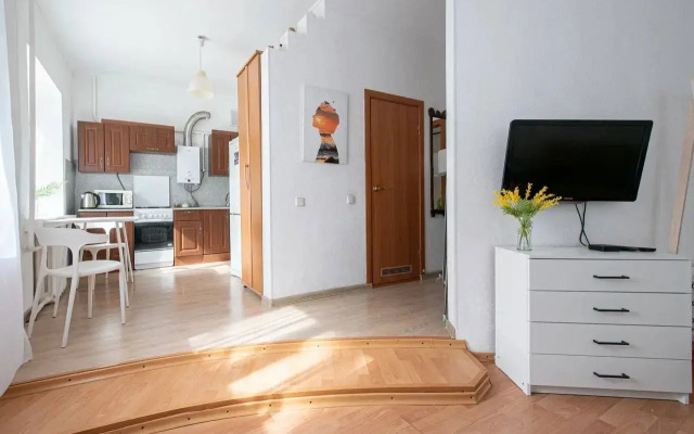 V Tikhom Istoricheskom Tsentre Flat