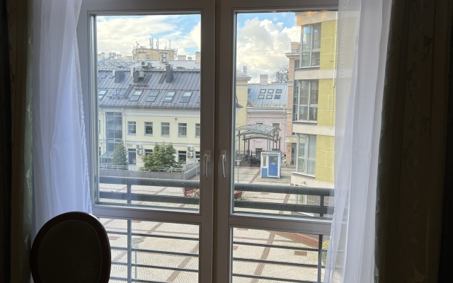 Апартаменты The Bridge Apartment