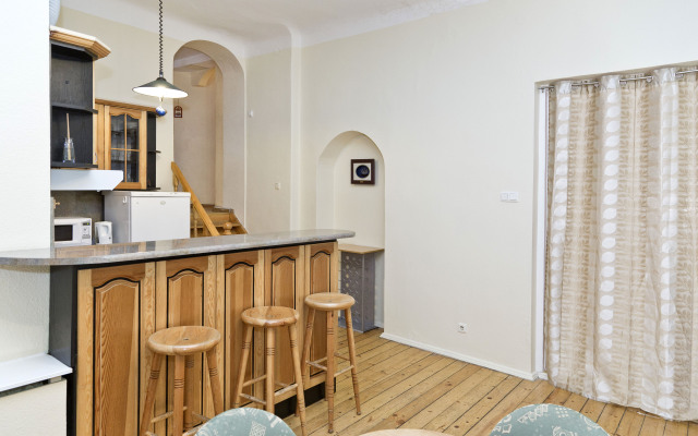 Arsenal Apartments