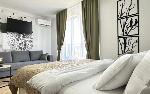 Апартаменты Изысканная Студия  Du Soleil в Резиденции Европа