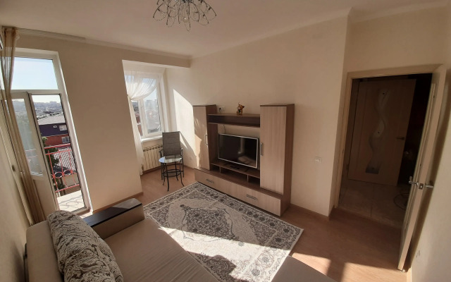 Квартира Двухкомнатная с видом на море и горы