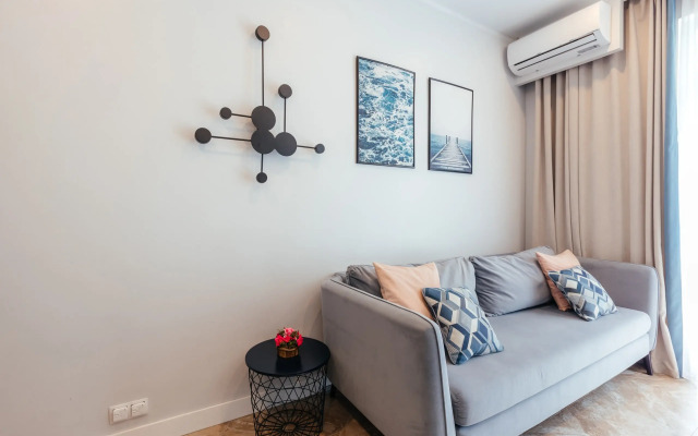 Red Apartments Art Layt Asfari Apartments