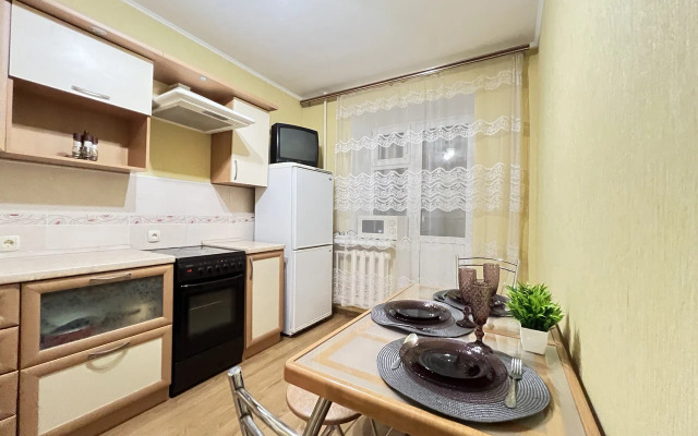 Na Naugorskom Shosse 76 Flat