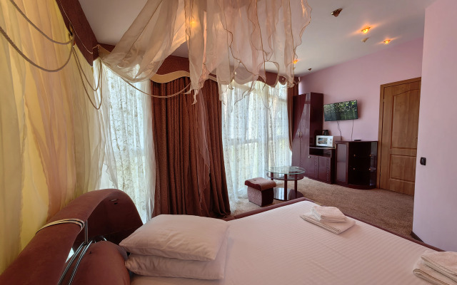 Sota Hotel