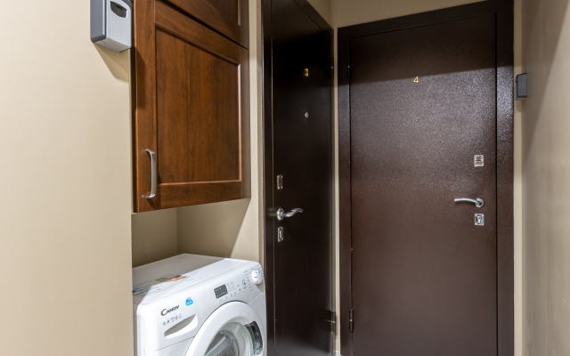 Apartment Gold