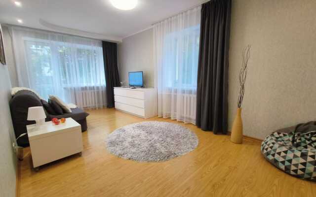 Two-room flat in the very center on Bolnichnaya 13