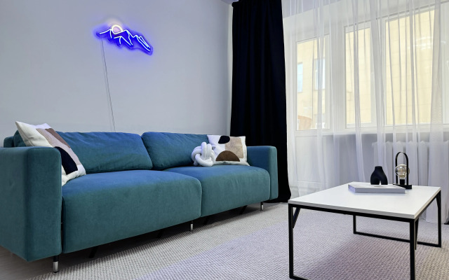 Stilnye S Vidom Na Koleso Obozreniya Apartmen