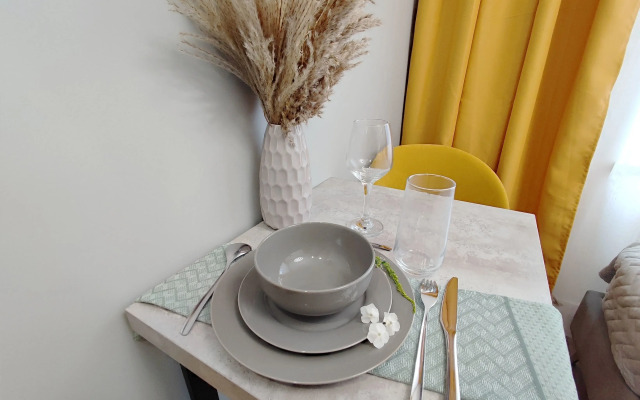Dizaynerskaya Studiya S Dvuspalnoy Krovatyyu Flat
