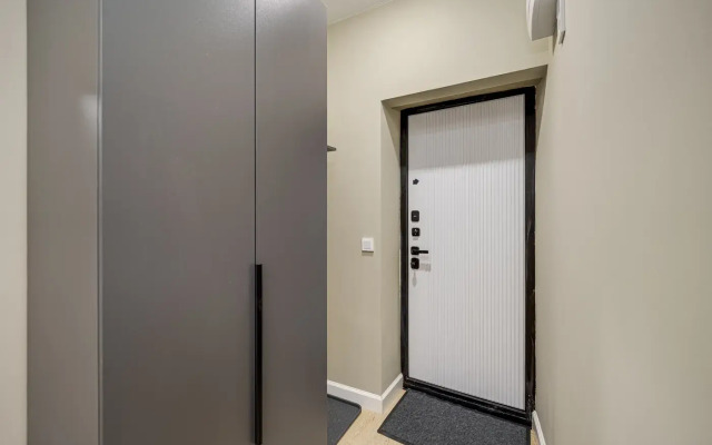 Апартаменты 5 Комфортно И Точка на Симферопольском бульваре 16к1