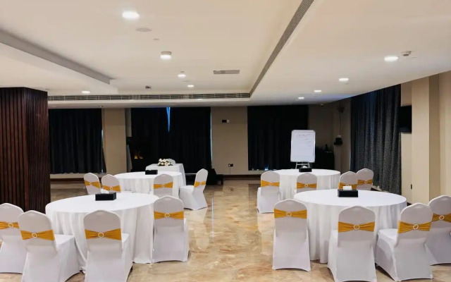 Отель Hotel Kyriad Hotel, Salalah