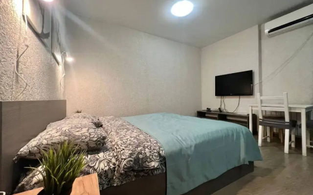 Na Baumana 11 Apartments