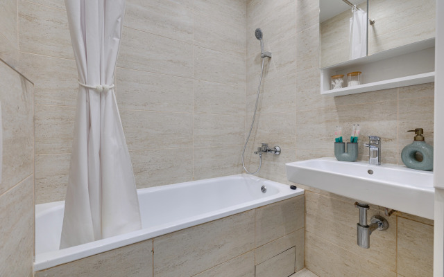 Happy People Ryadom S Metro Prokshino Apartments