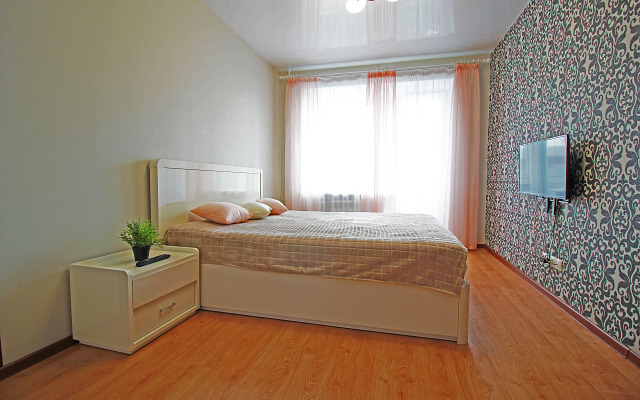 U Transportnoy Akademii Flat