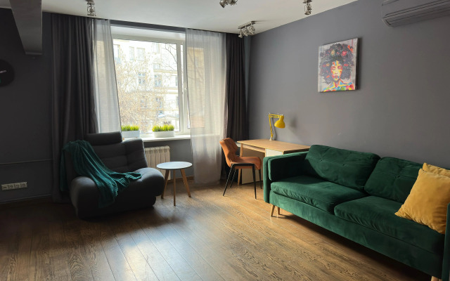 Dvukhkomnatnaya Ryadom S Pokrovkoy Flat