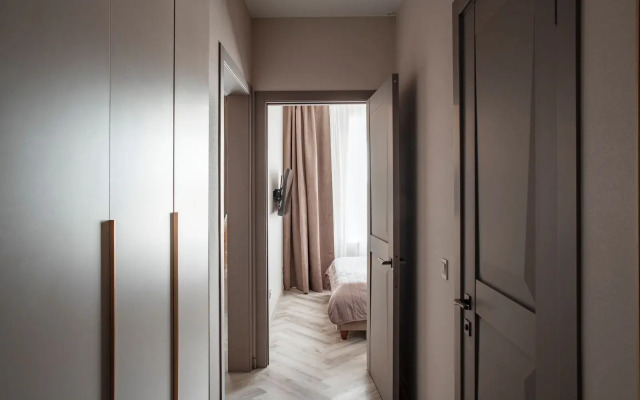 KrasLoft V Zhk Bulvar Tsvetov Na 4 Chelovek Apartments