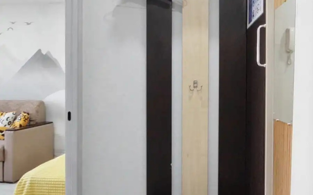 Квартира возле ТРЦ Плазма с лифтом и балконом