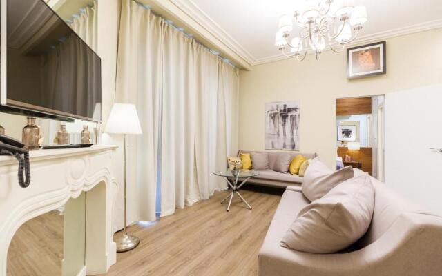 Apartment on Bolshaya Nikitskaya 31