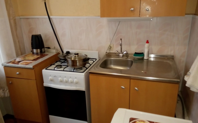 Dvukhkomnatnaya Ulitsa Ispanskikh Rabochikh 31 Flat