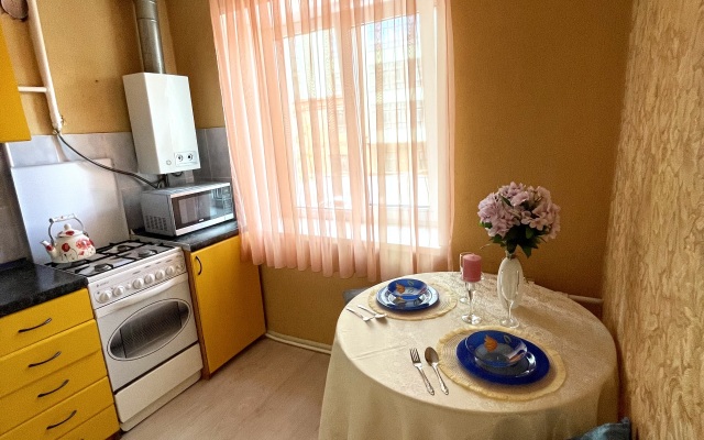 Апартаменты КВАРТ отель на Фирсова