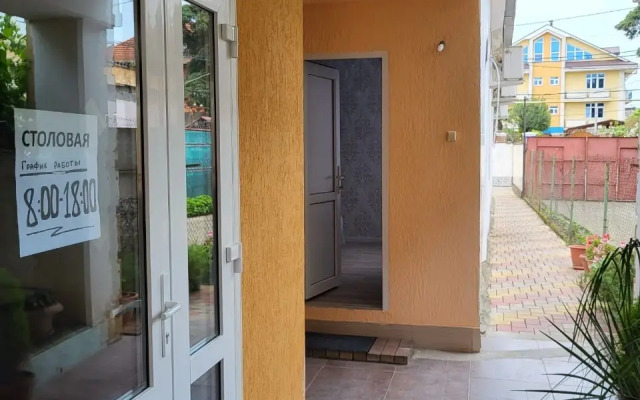 Andrey Flat