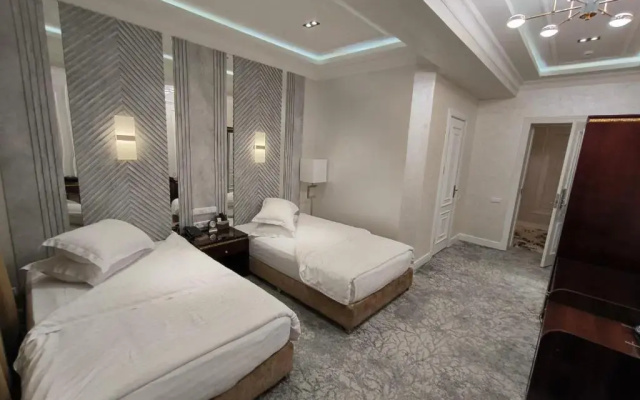 Отель Zarafshon Grand