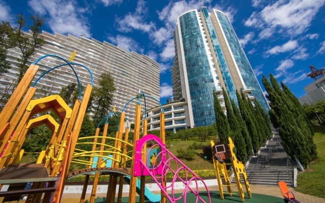 Апартаменты 3-х комнатные в Королевском парке