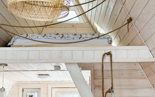 Deep Lake Guest House
