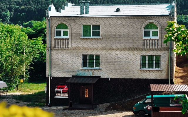 Megapolis Kislovodsk Guest House