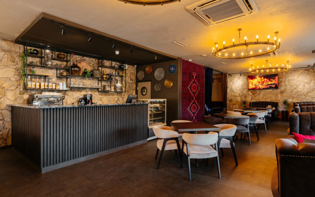 Granat Hotel