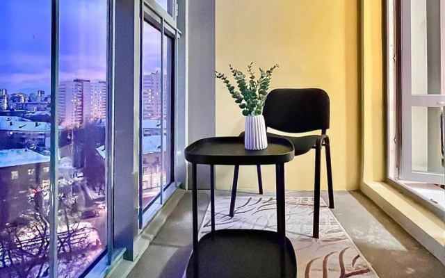 Апартаменты на Революции