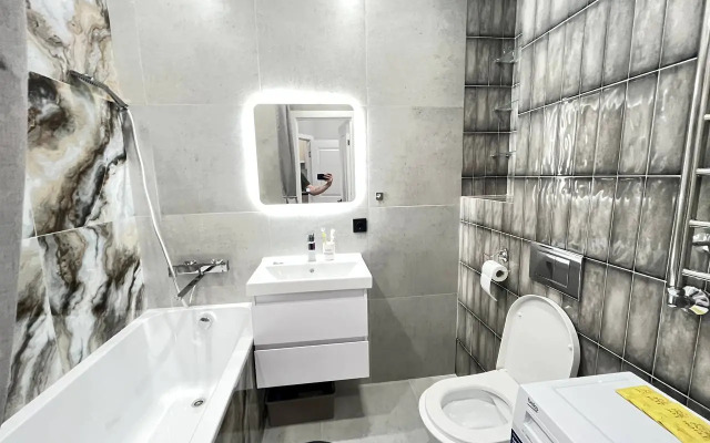 Na Ulitse Borisa Slyusarya 15s1 Flat