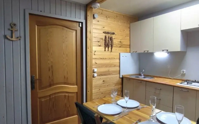 Uyutny Domik Ryadom S Zalivom Guest house