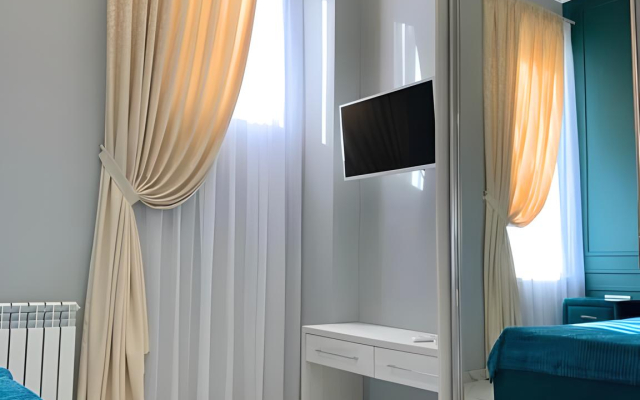 S Dizajnerskim Remontom Na 65 Let Pobedyi Apartments