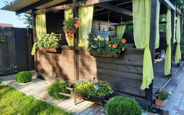 Частный дом Дом с беседкой