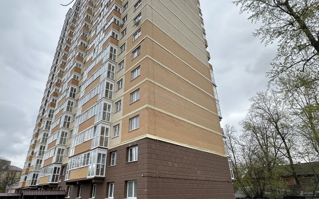 1-kom Pukhova 56-11 Kaluga tsentr KakDoma Flat