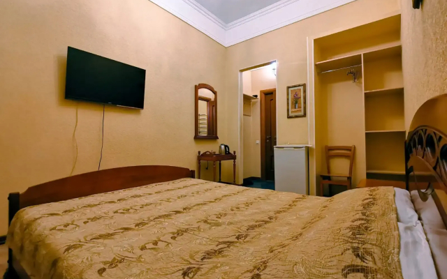 Квартира Уютная студия в Центе рядом с Вокзалом