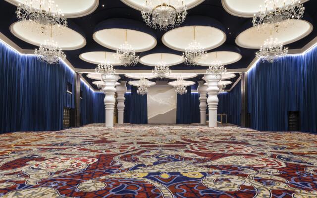 Mondrian Doha