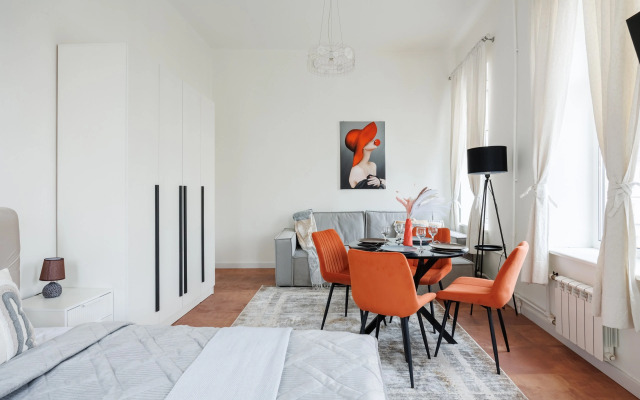 Апартаменты с Видом на Канал Грибоедова