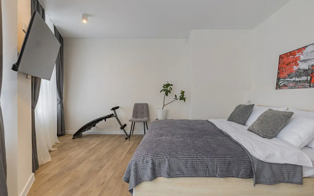 Квартира с панорамным видом и дизайнерским ремонтом