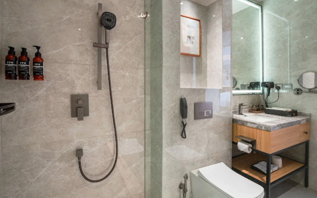 Bamus Sarovar Portico Hotel