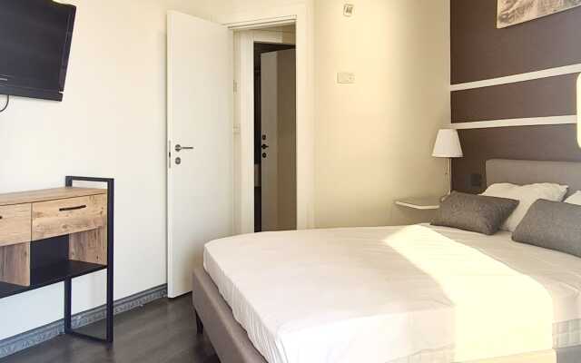 Ben Gurion 99-J07 Apartments