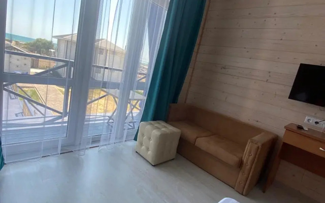 Roza Vetrov Guest House