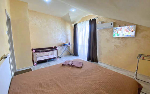 Апартаменты 1-К Квартира Мансарда