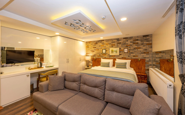 The Marions Suite Hotel