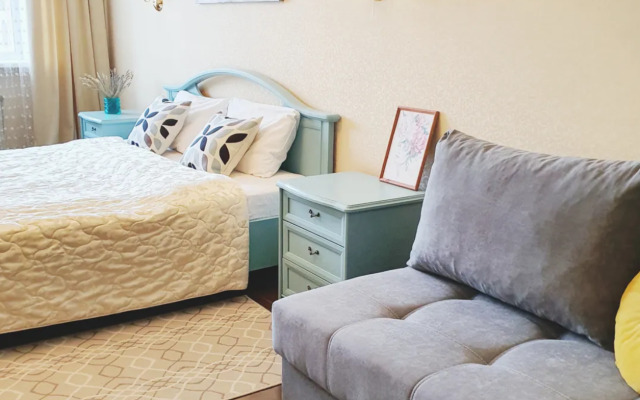 EL'HOME yevrodvushka s panoramnym vidom na Volgu Flat