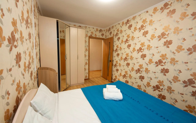 Квартира 2 комнатная квартира улица Республики 92