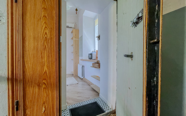 Studiya Green FOX v samom tsentre Astrakhani Flat